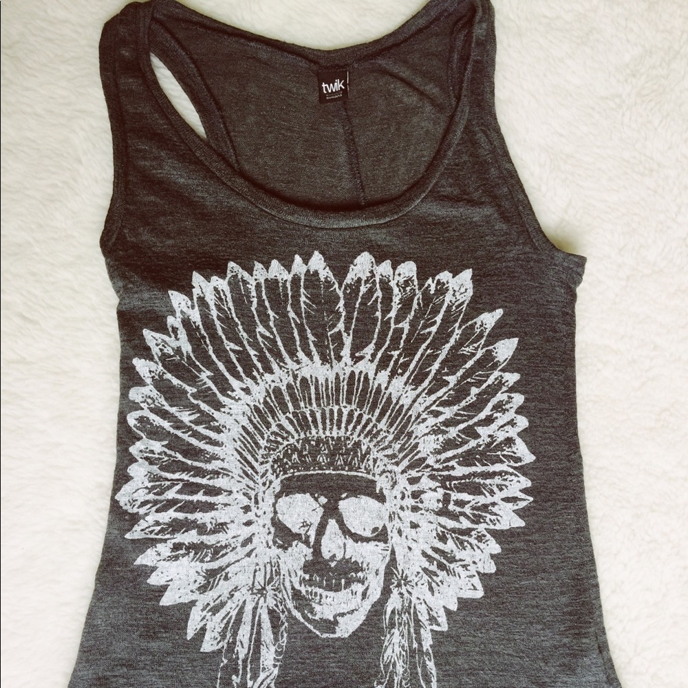 Clearance $5 Twik women’s screen printed tee